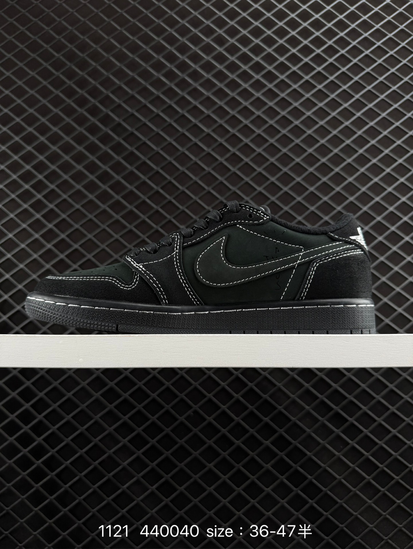 Travis Scott x Air Jordan 1 ” Reverse Mocha “